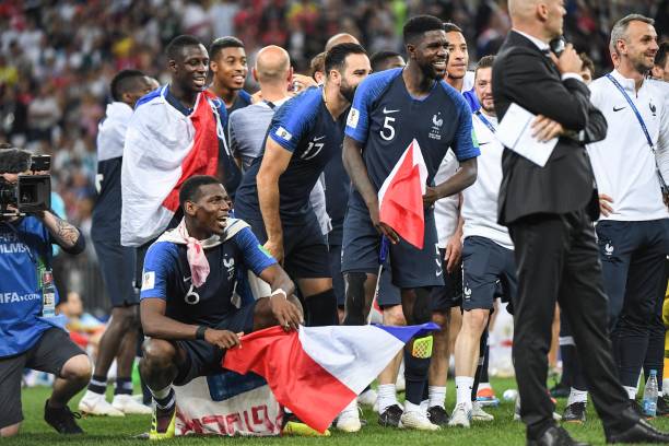 特别是在点 特别是在点