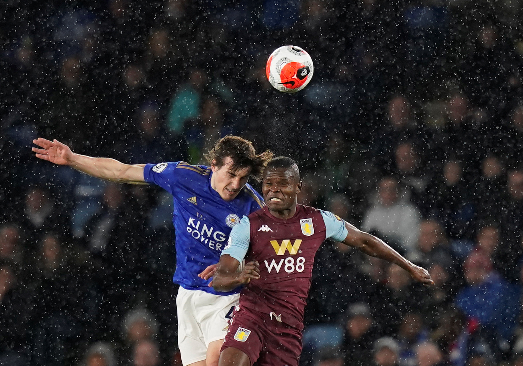 吸引大量年 吸引大量年